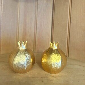 Pomegranate Salt & Pepper Shakers Set Gold Finish Elegant Table Decor